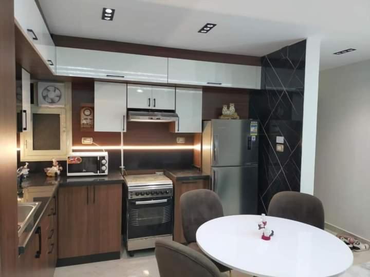 Apartment شقه فندقية بالقرب من سيتى ستارز3 *
