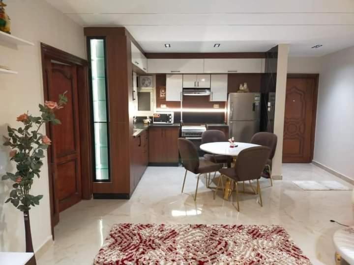Apartment شقه فندقية بالقرب من سيتى ستارز3