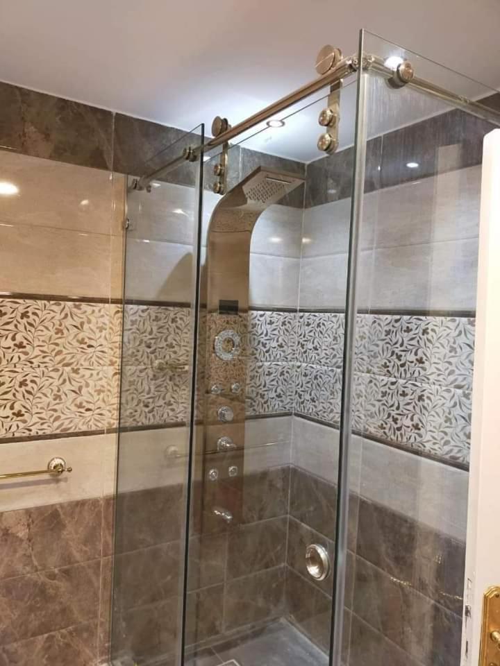 شقه فندقية بالقرب من سيتى ستارز3 * Cairo